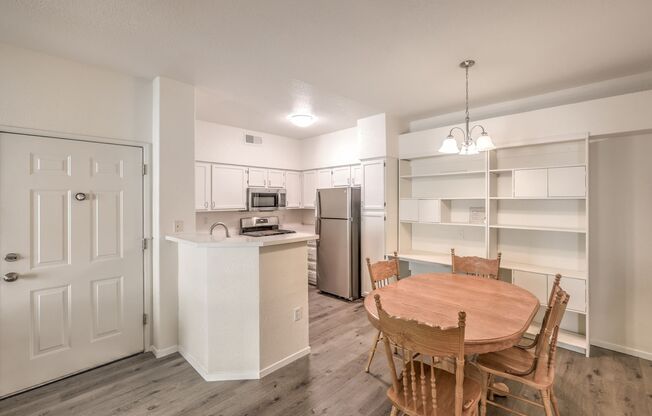 1 bed, 1 bath, $1,260, Unit # 1038