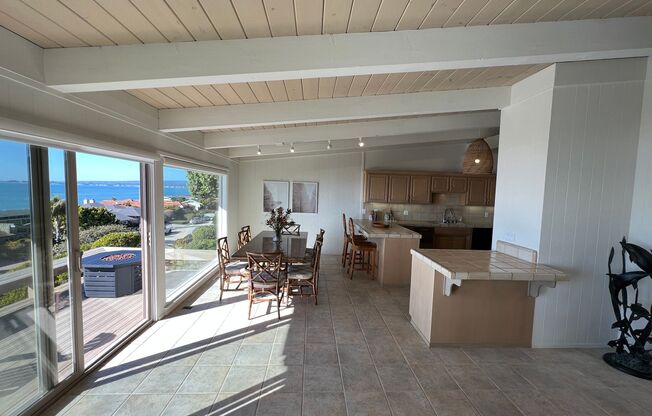 3 beds, 3 baths, 3,104 sqft, $9,995, Unit 1034 Via Malibu