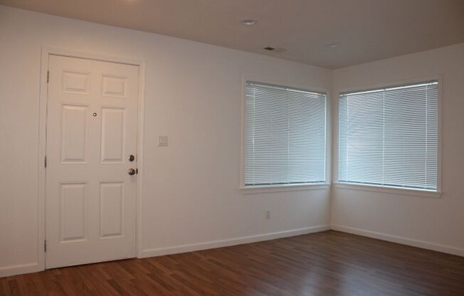 827-837 33rd St., Richmond, CA 94804