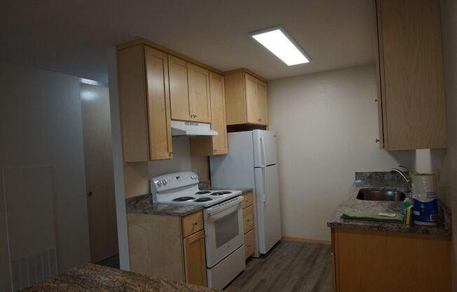 1 bed, 1 bath, 780 sqft, $1,374, Unit 213