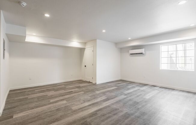 Studio, 1 bath, 575 sqft, $1,948, Unit 117