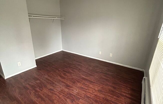 1 bed, 1 bath, 800 sqft, $750, Unit 1315 #16