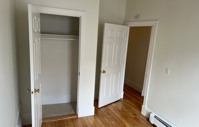 19 HEMENWAY ST