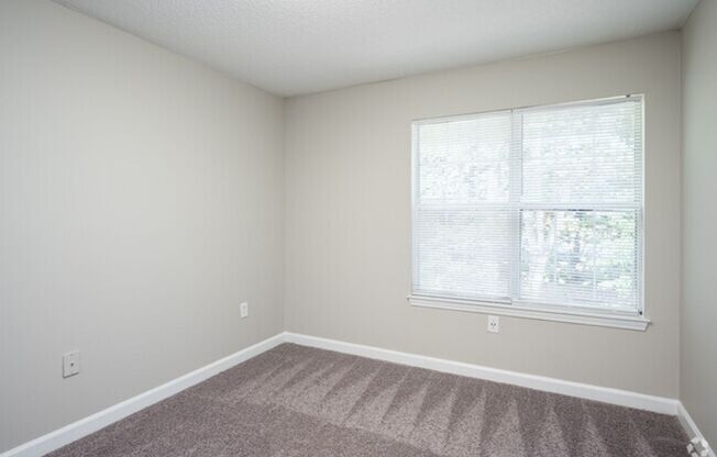 3 beds, 2 baths, 1,151 sqft, $1,095, Unit 806