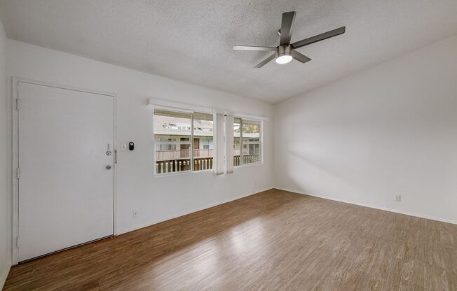 Studio, 1 bath, 493 sqft, $1,545, Unit 18