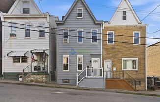 Upscale 3BR Home in Pittsburgh's Bloomfield neighborhood
