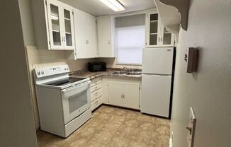 1 bed, 1 bath, 414 sqft, $945, Unit Unit B