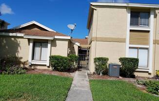Oakwood Villas - Two Bedroom Two Bath Townhouse