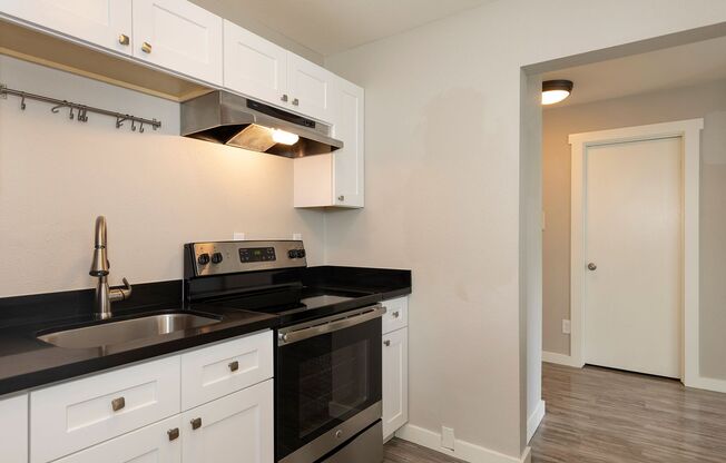 1 bed, 1 bath, 615 sqft, $1,595, Unit 206