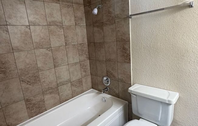 1 bed, 1 bath, 682 sqft, $905, Unit 714