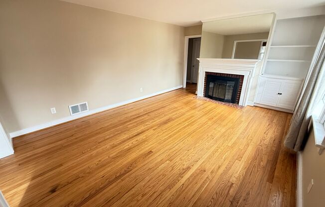 Great Opportunity in Lakeside area