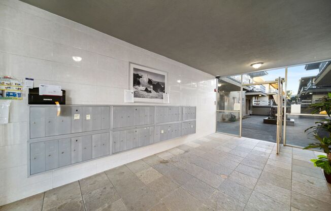 18400 Collins St.