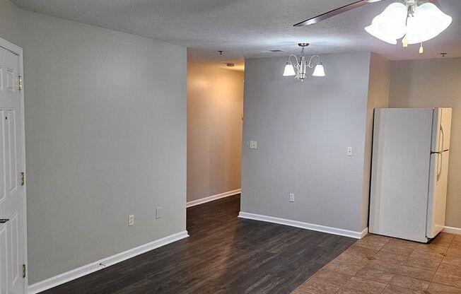 2 beds, 1 bath, $850, Unit 1330