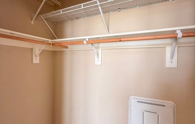 1 bed, 1 bath, 707 sqft, $1,550, Unit 406