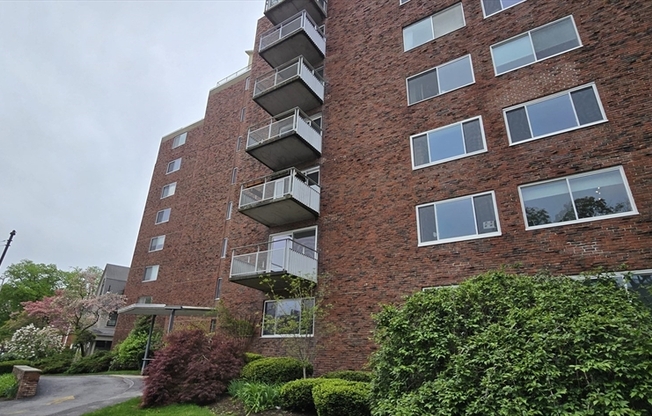 14 CONCORD AVE