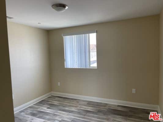 708 W 50 ST