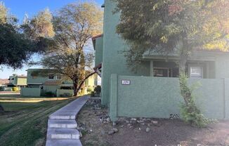 729 E COCHISE