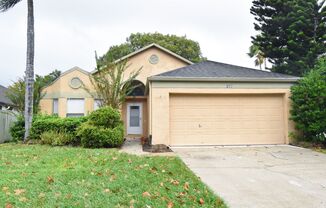 SPACIOUS 3 bed and 2 bath home in Lake Mary, FL!