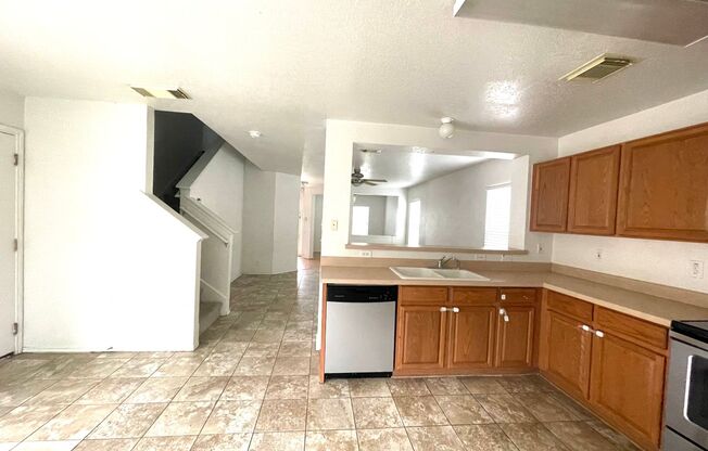 3 Bedroom 2.5 Bath Rental in Cedar Grove!