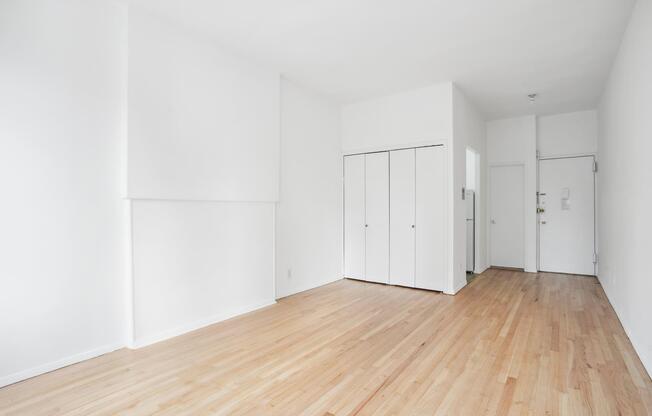 Studio, 1 bath, $2,350, Unit 5FN