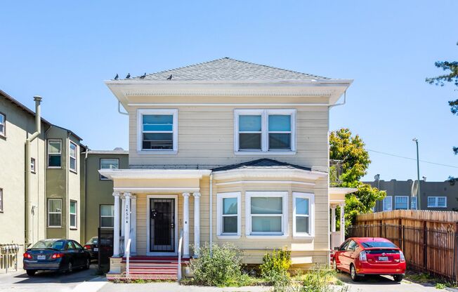 1446 1st Ave