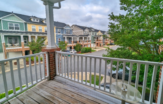 153 BRAESIDE CT