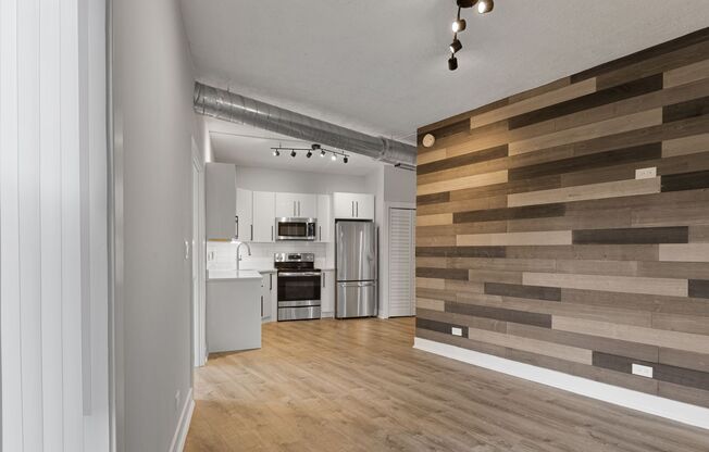 3 beds, 1 bath, 724 sqft, $2,600, Unit 314