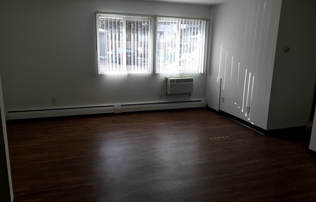 1 bed, 1 bath, 825 sqft, $1,050, Unit 3452-103