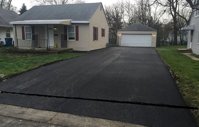 2 bd 1 ba home Crest Hill