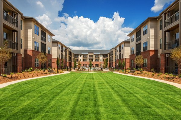 Fountains Matthews Apartments in Matthews