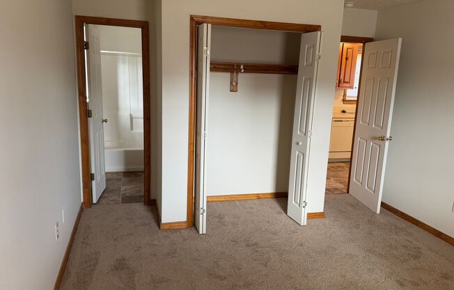 3 beds, 2 baths, $1,750