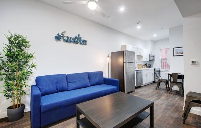 1 bed, 1 bath, 519 sqft, $1,100, Unit 402