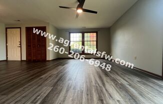 2 beds, 1 bath, 1,000 sqft, $1,295