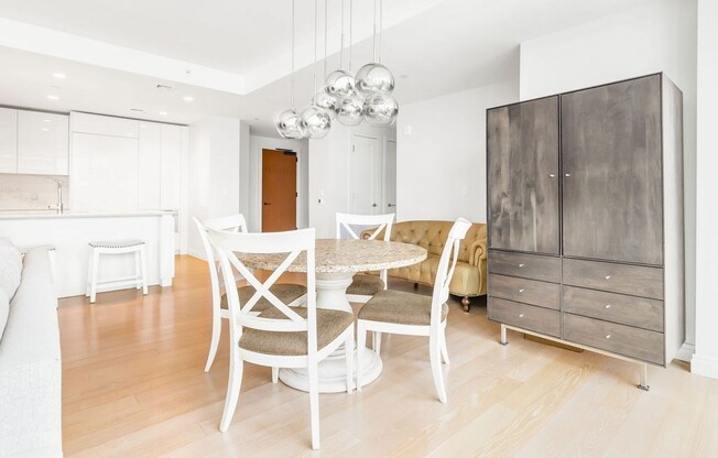 2 beds, 2.5 baths, 1,611 sqft, $14,900, Unit 2201