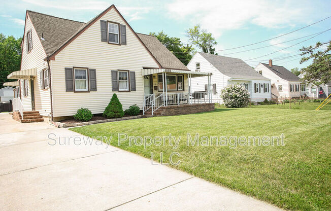 16 RIDGLEY ST