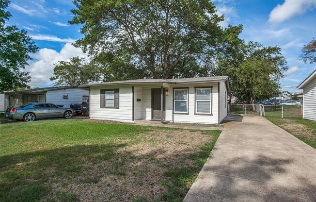 637 N 4 ST