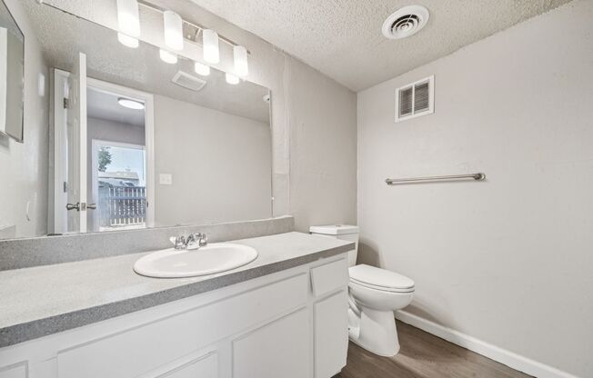 2 beds, 2.5 baths, 1,254 sqft, $1,199, Unit 66004