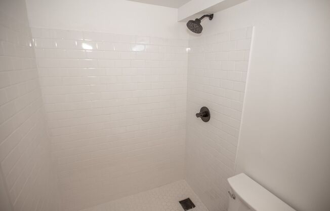 1 bed, 1 bath, 600 sqft, $899, Unit Unit 111