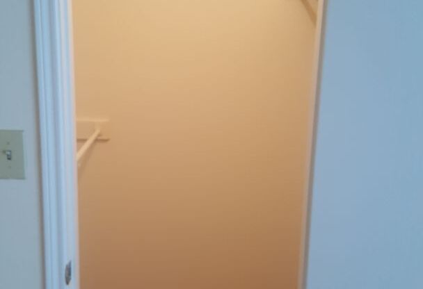 2 beds, 2 baths, 1,057 sqft, $1,875, Unit 1017 C #2A