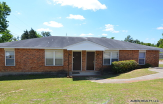 2 Bedroom Duplex - Section 8 Accepted