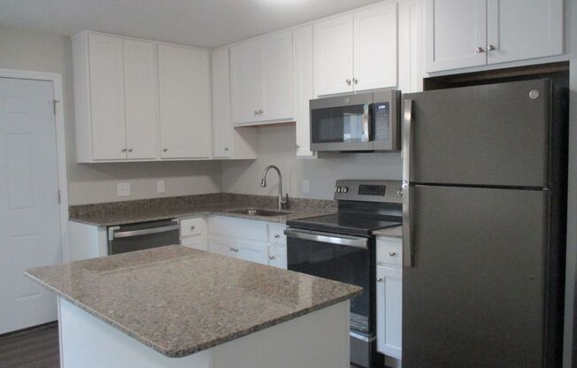 1 bed, 1 bath, 600 sqft, $1,583, Unit 116-03