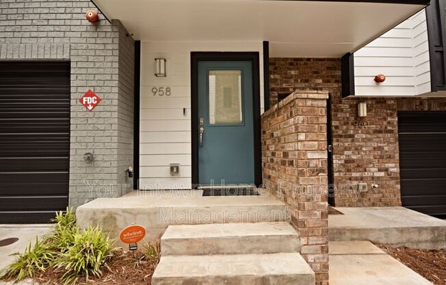 958 MODA DR