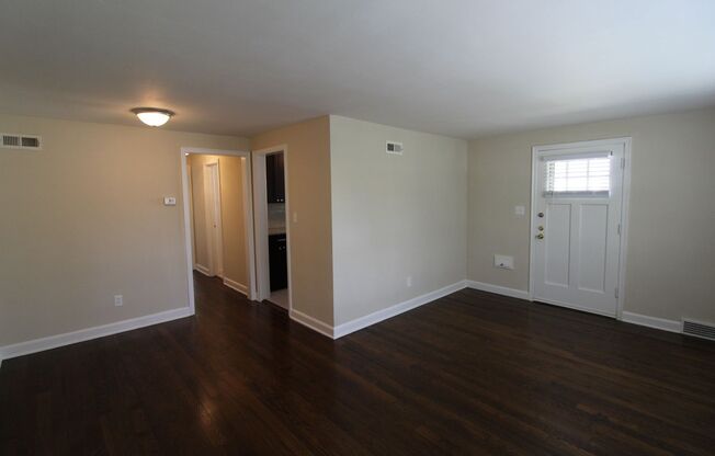 Fully Renovated 1 Bedroom 1 Bath in North Kansas City