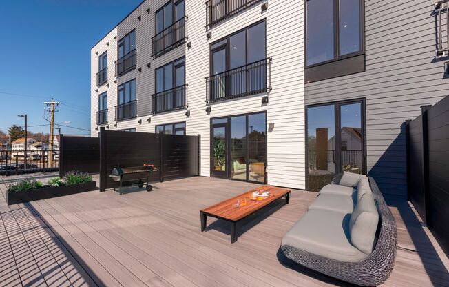 1 bed, 1 bath, 752 sqft, $2,525, Unit 406