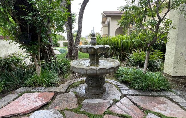 Wonderful 4 Bedroom 3 Bathroom Villa Park Home