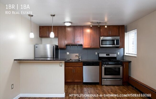 2728 W 24th Ave