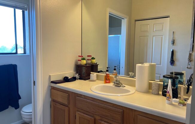 2 beds, 2 baths, $1,895