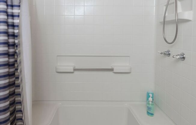 4 beds, 3 baths, $2,780