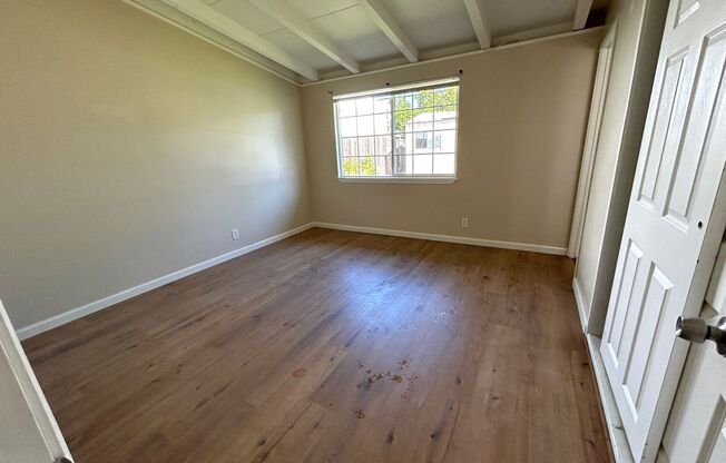 Charming home in prime location!