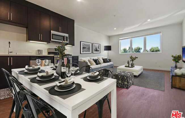 1 bed, 1 bath, 789 sqft, $2,909, Unit 306